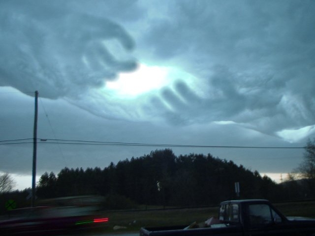 Photo de Goatse dans les nuages